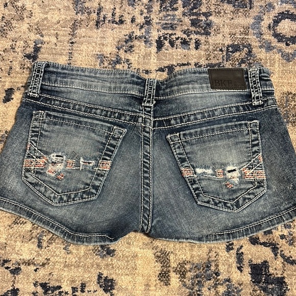 BKE Pants - BKE Blue Jean Shorts Vintage Distressed Style